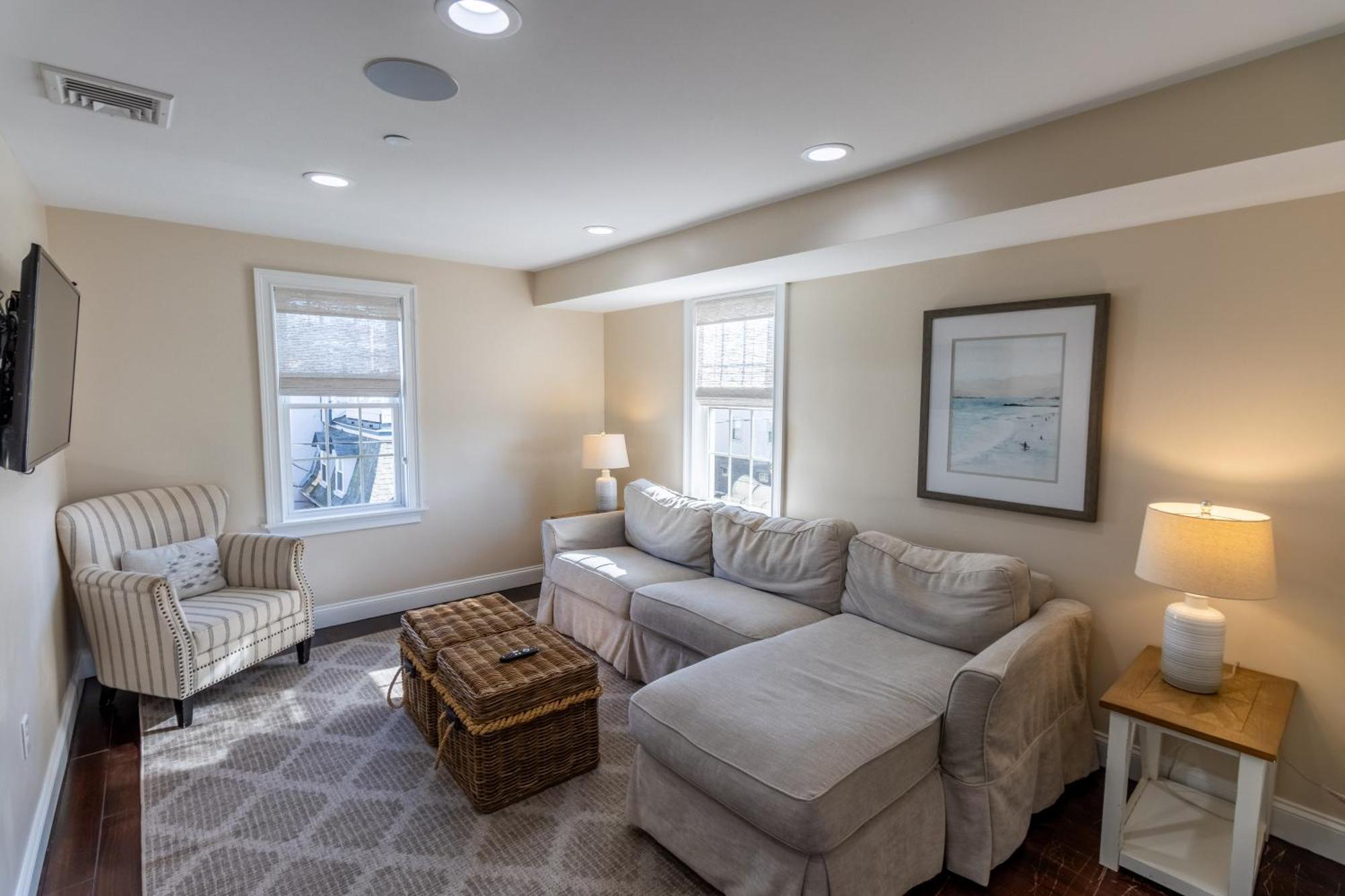 The Newport Lofts - 617 Thames Street Apartment Ngoại thất bức ảnh
