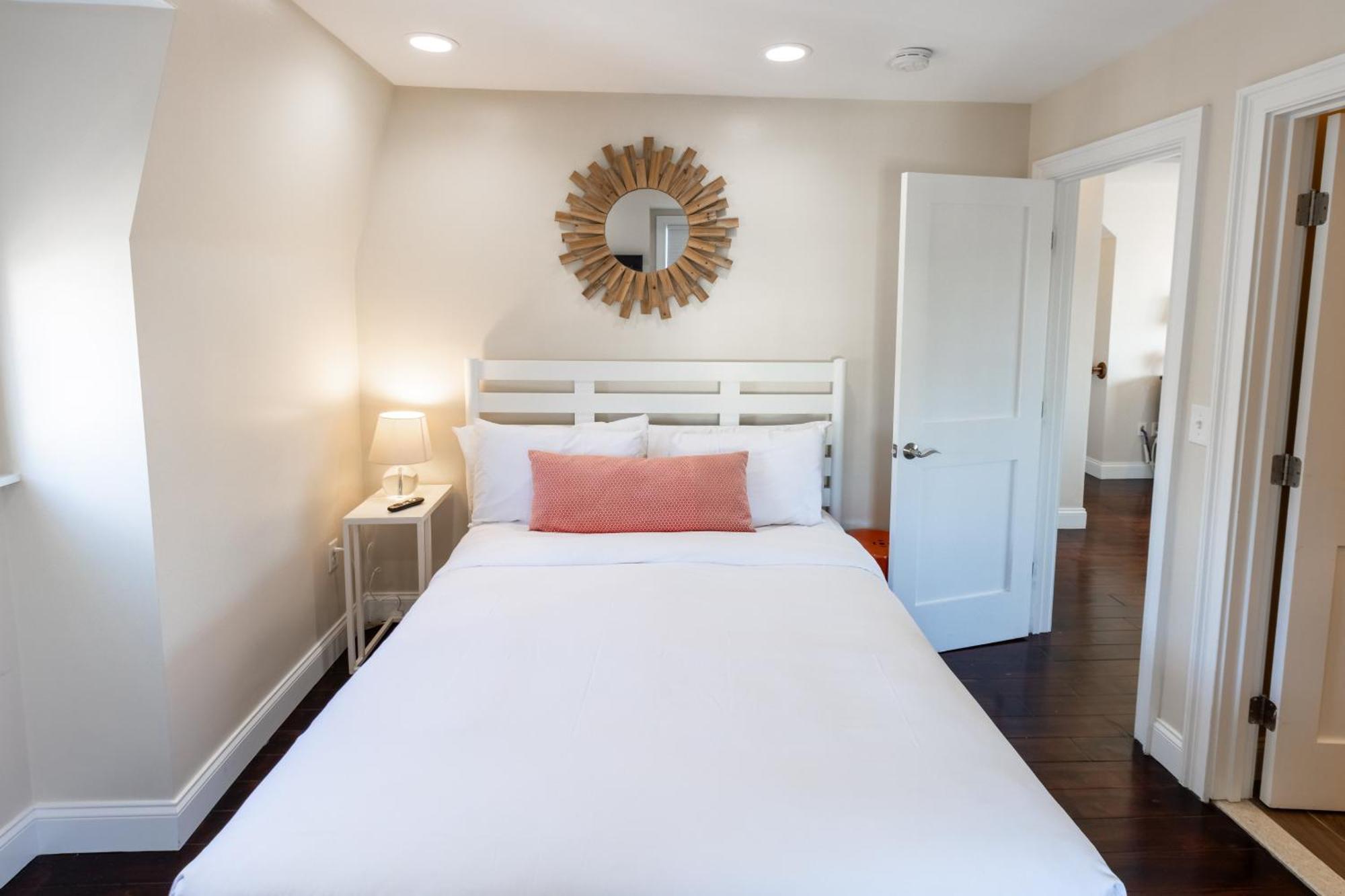 The Newport Lofts - 617 Thames Street Apartment Ngoại thất bức ảnh